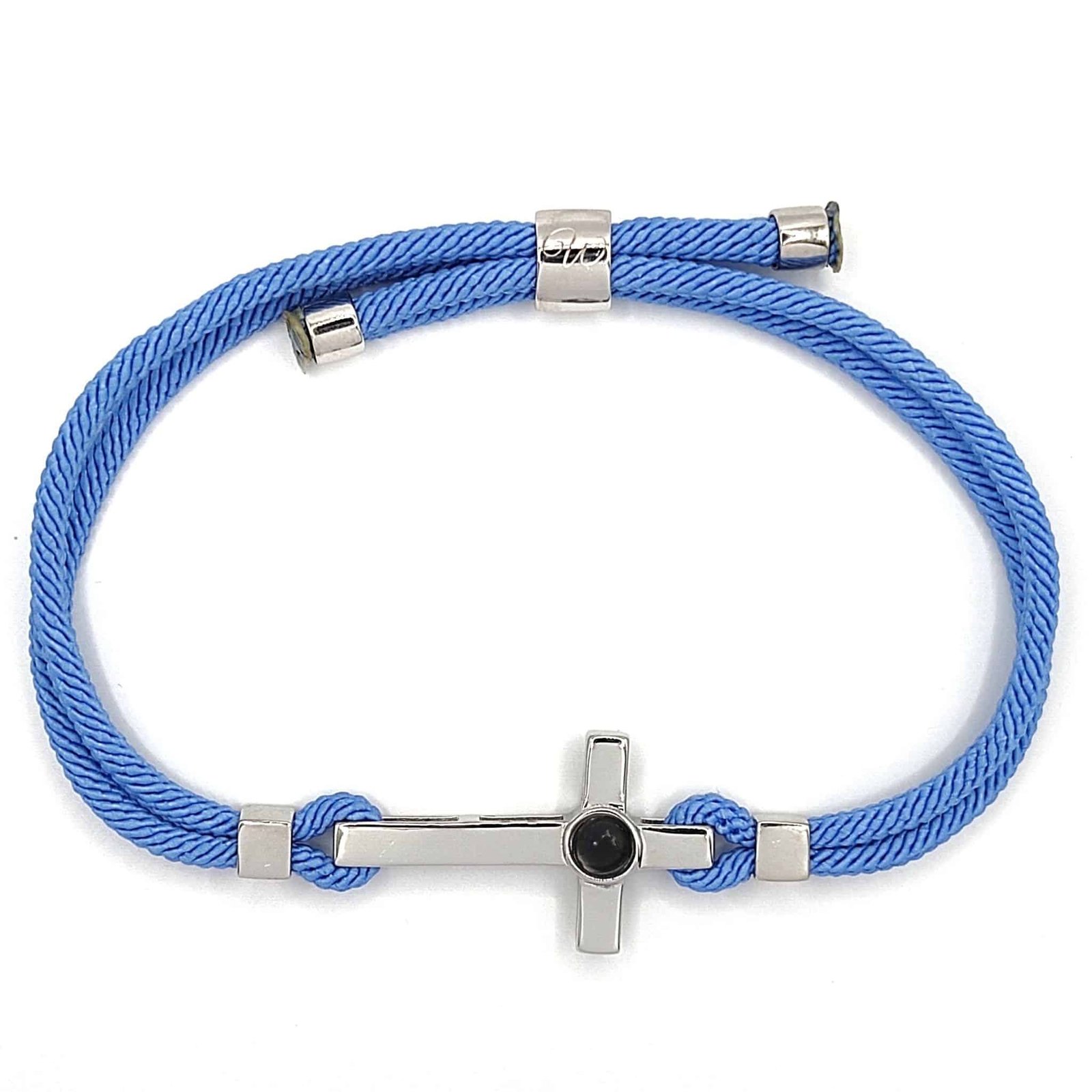 cruz de plata color azul en pulsera personalizable